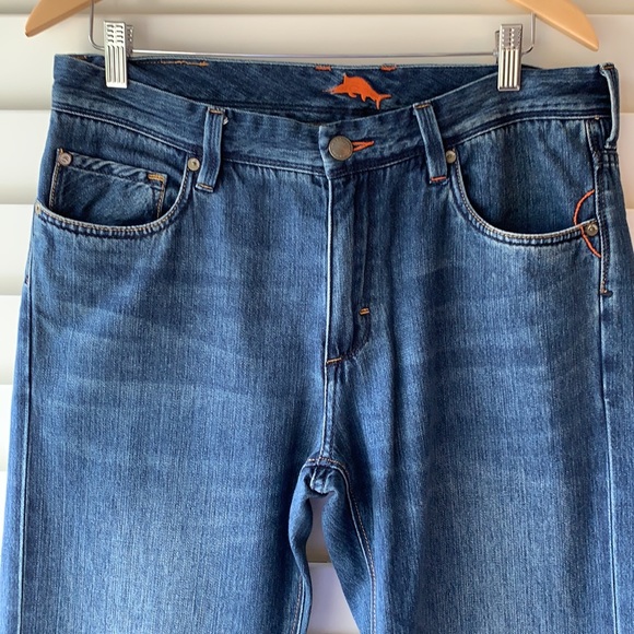 Tommy Bahama like new standard 33x30 jeans - Picture 2 of 4